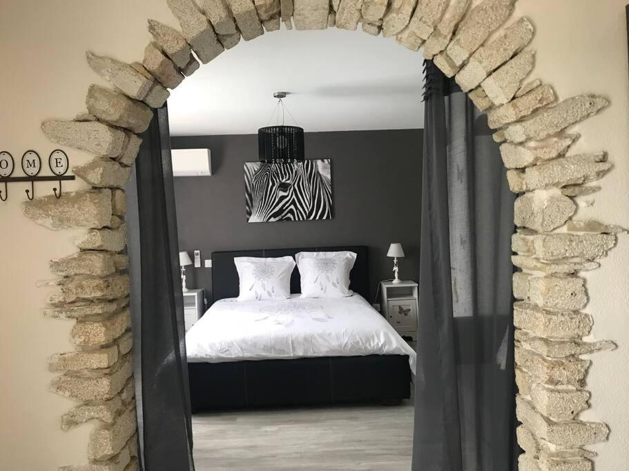Villa Gite La Licorne à Entrechaux Extérieur photo